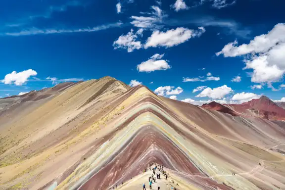 Montaña de colores